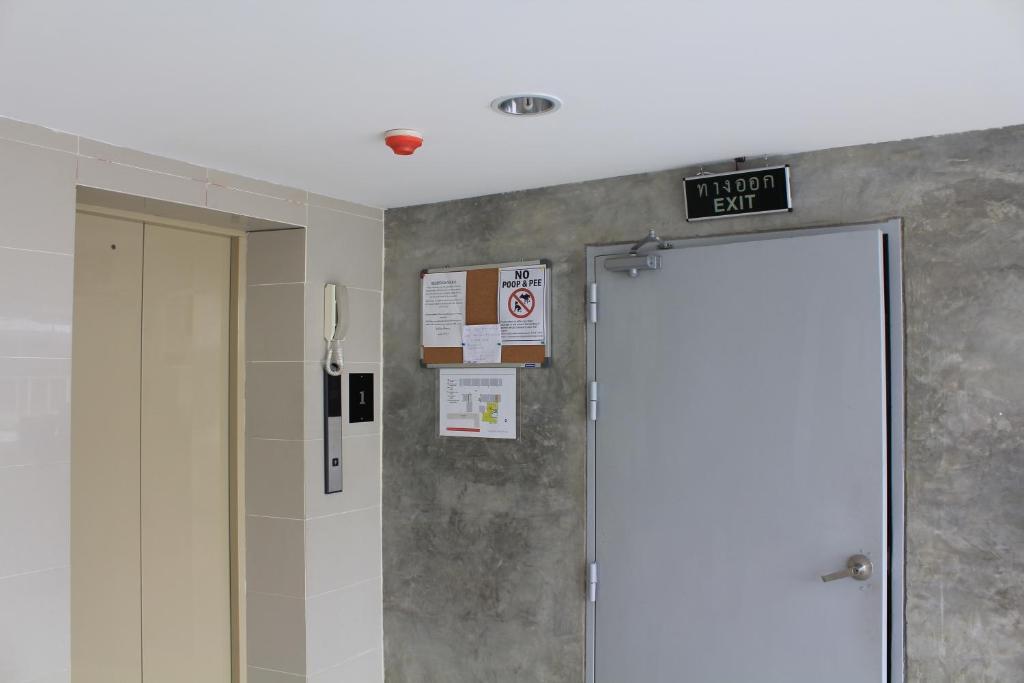 Utd Apartments Sukhumvit Ban Khlong Nang Li Exteriör bild