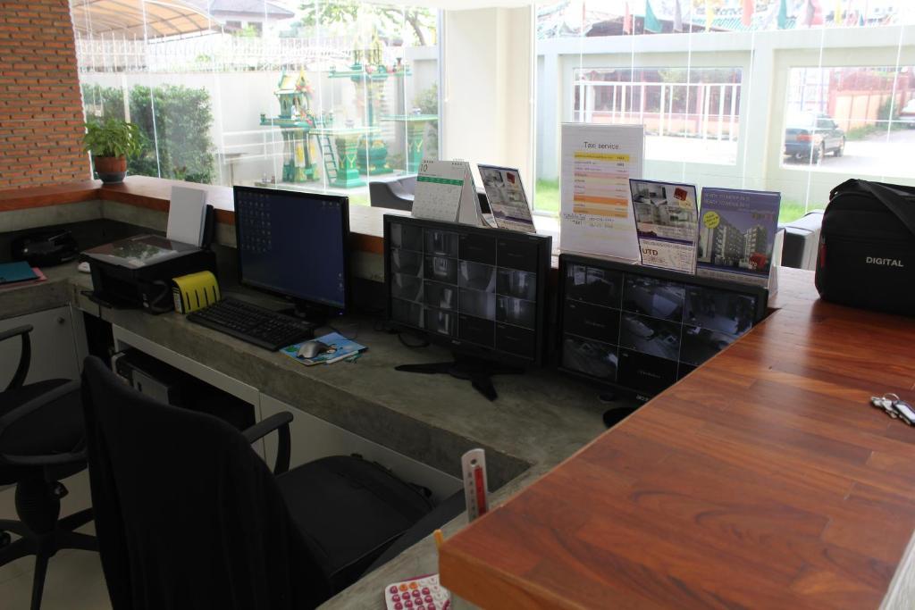 Utd Apartments Sukhumvit Ban Khlong Nang Li Exteriör bild