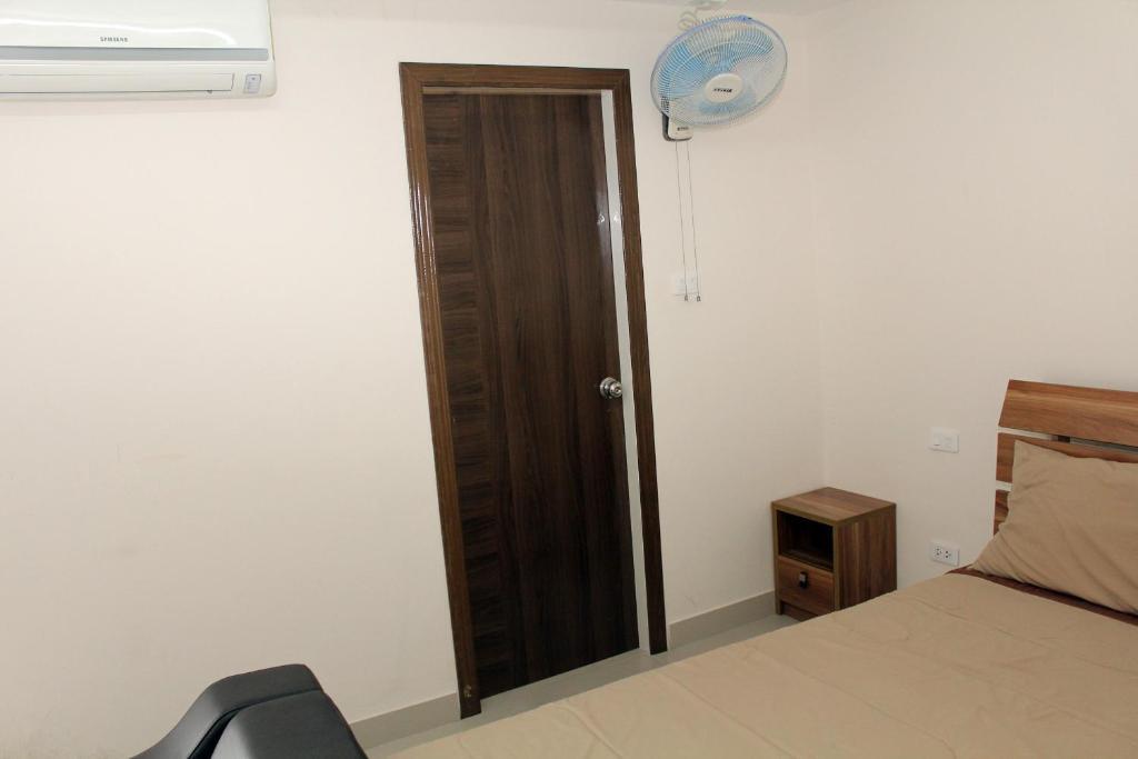 Utd Apartments Sukhumvit Ban Khlong Nang Li Rum bild