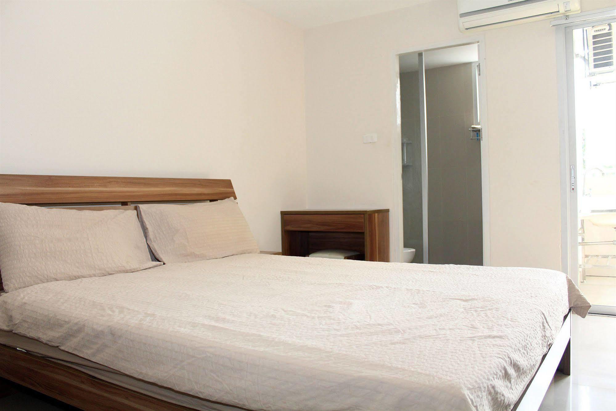 Utd Apartments Sukhumvit Ban Khlong Nang Li Exteriör bild